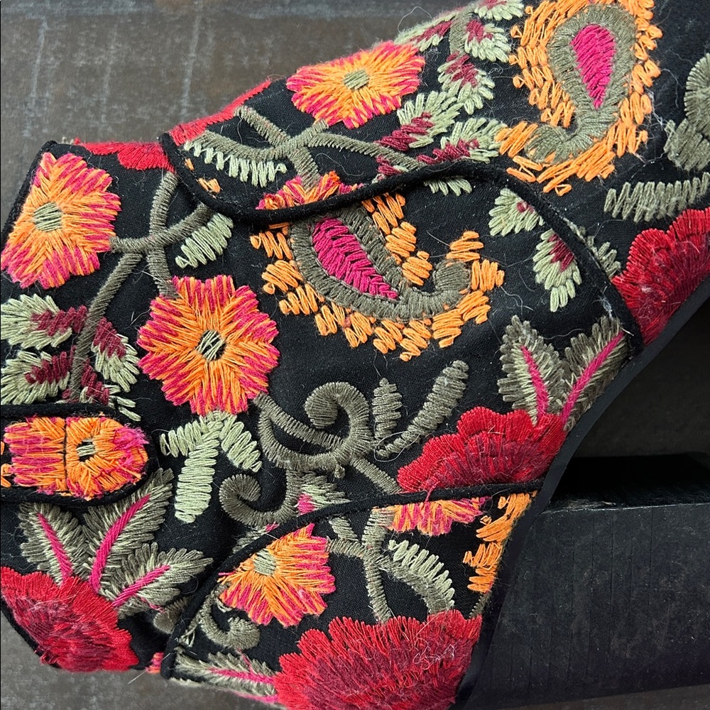 Crown Vintage Black and Multicolor Embroidered Ankle Boots - Picture 10 of 10